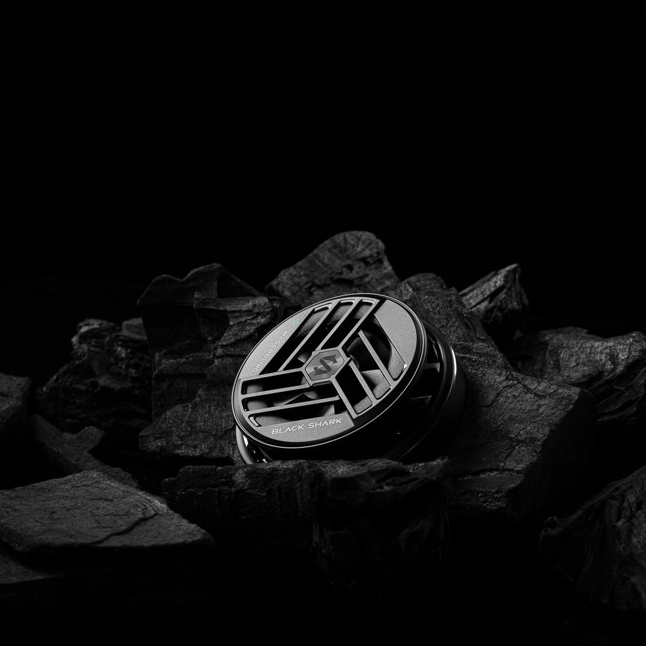 【黑鯊BlackShark】磁吸手機散熱器2 |支援 MagSafe