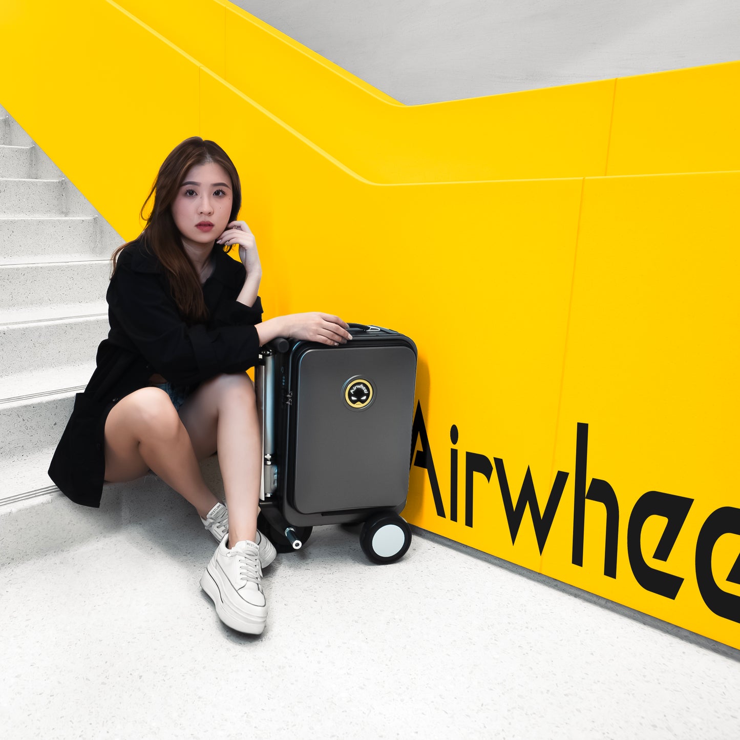 【 Airwheel 】跑跑行李箱